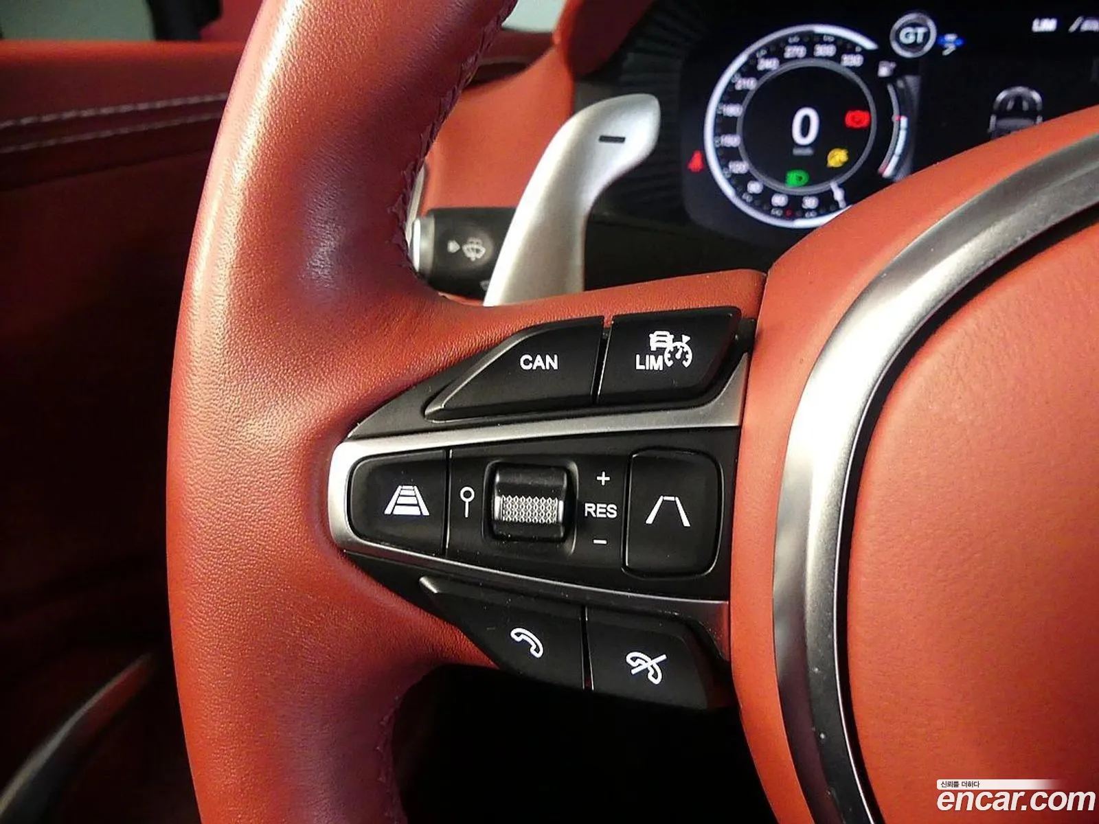 Aston Martin DBX 2022 — 6