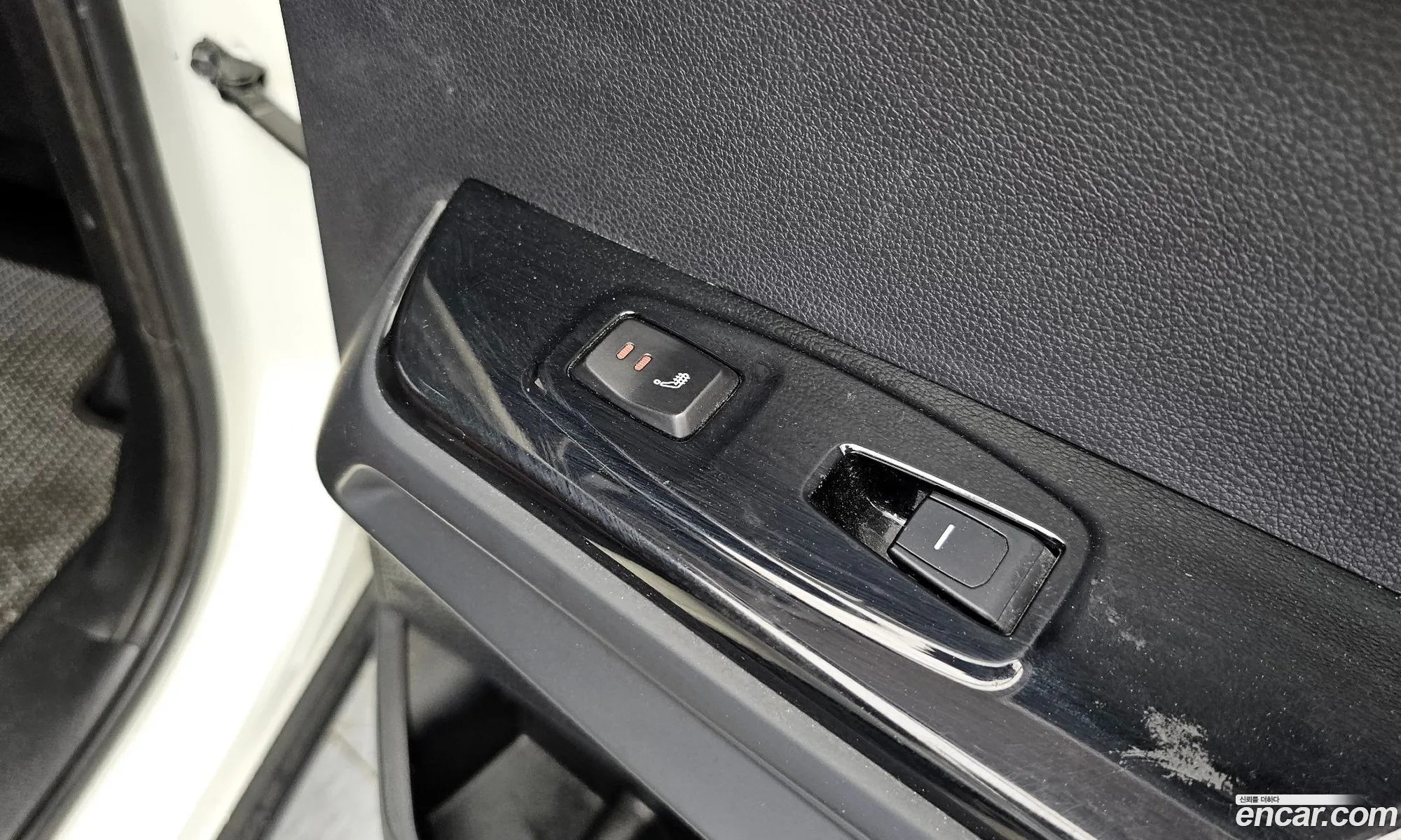 KG Mobility (SsangYong) Torres 2022 — 33