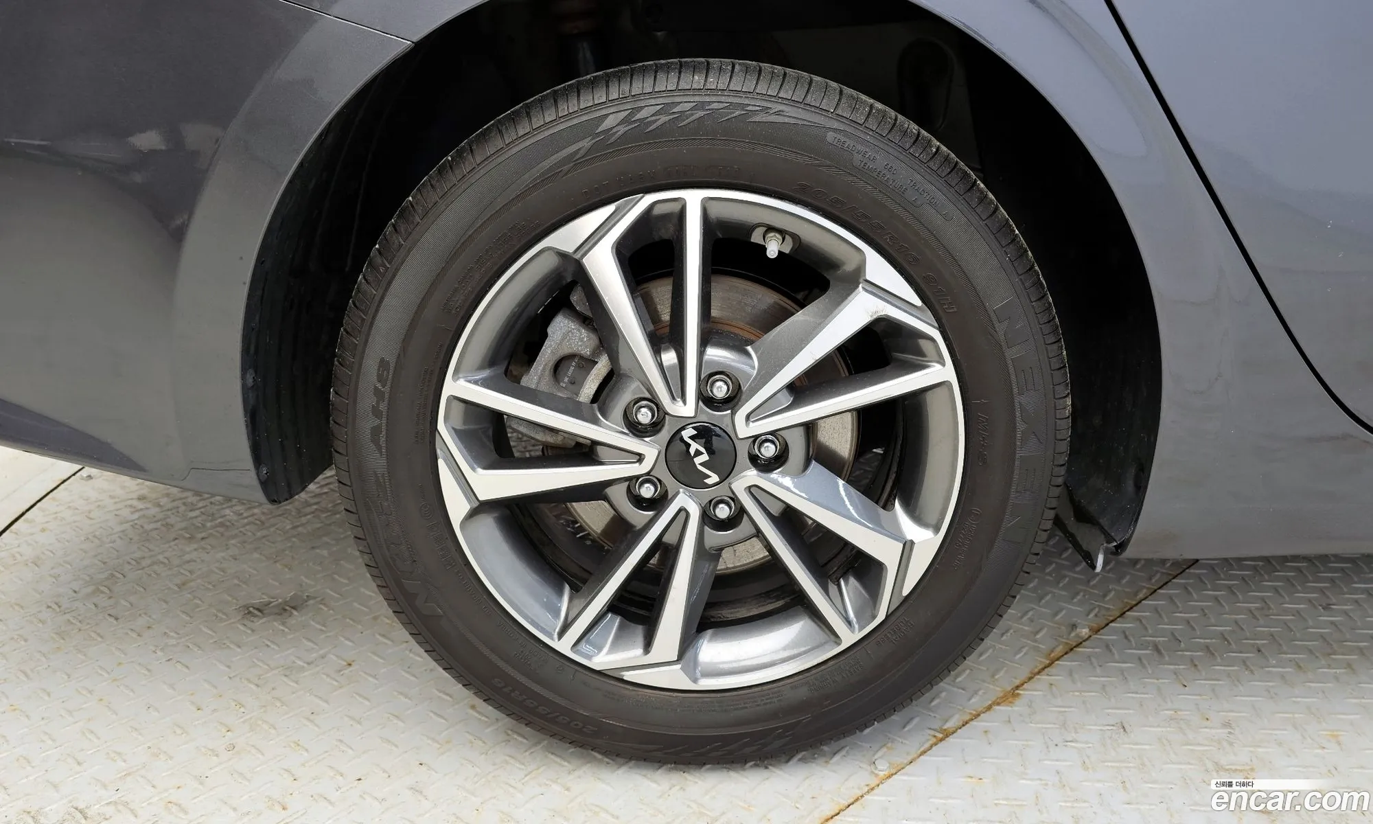 Kia K3 2022 — 20