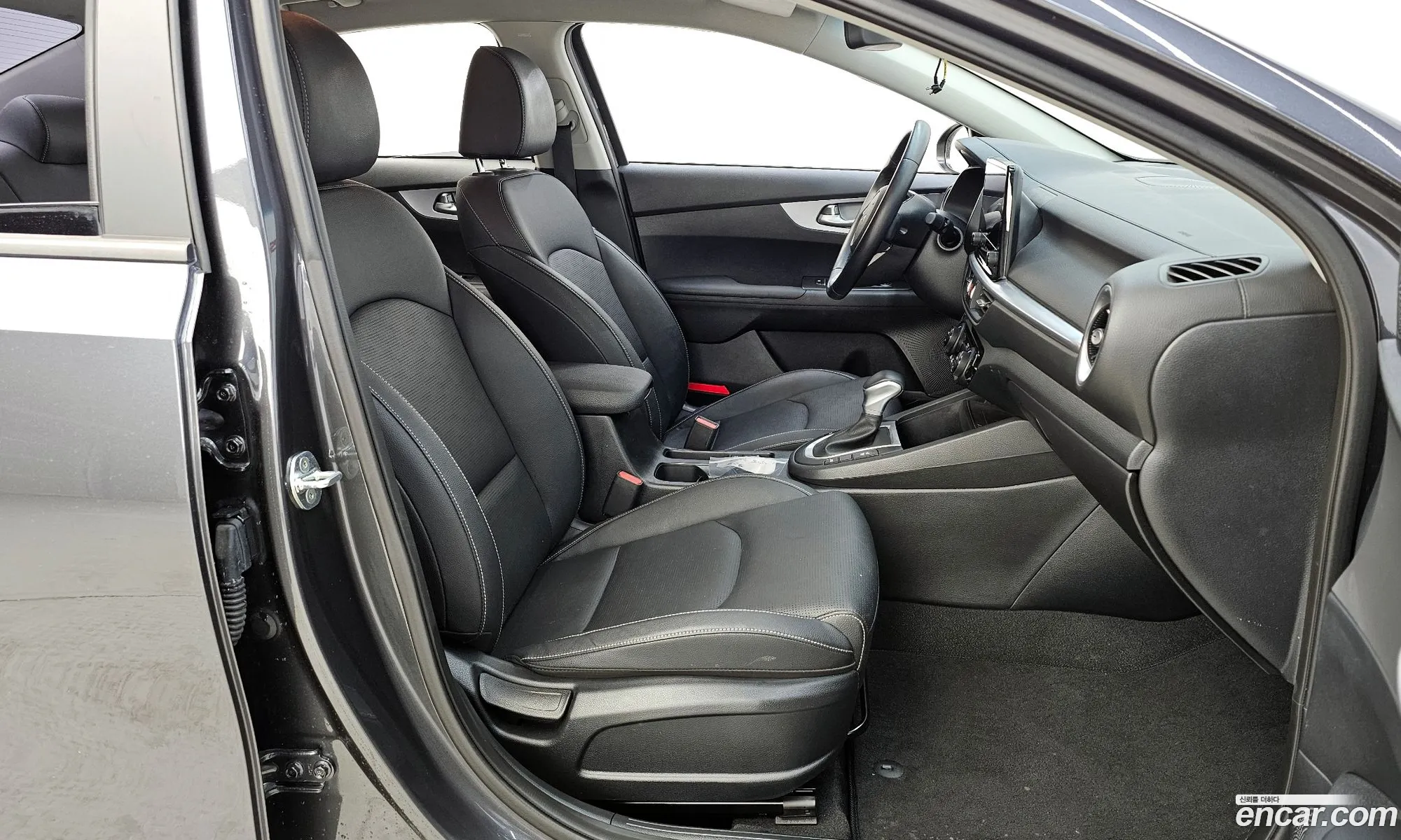 Kia K3 2022 — 26