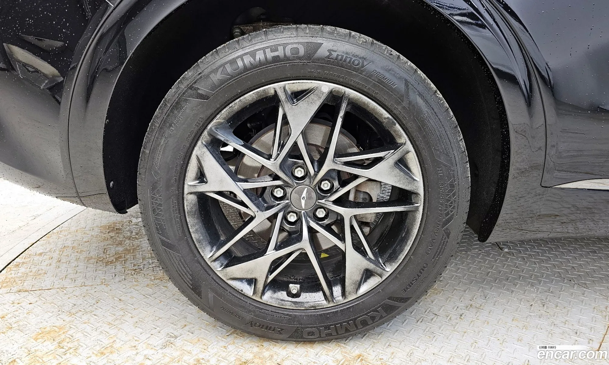 Genesis GV70 2021 — 12