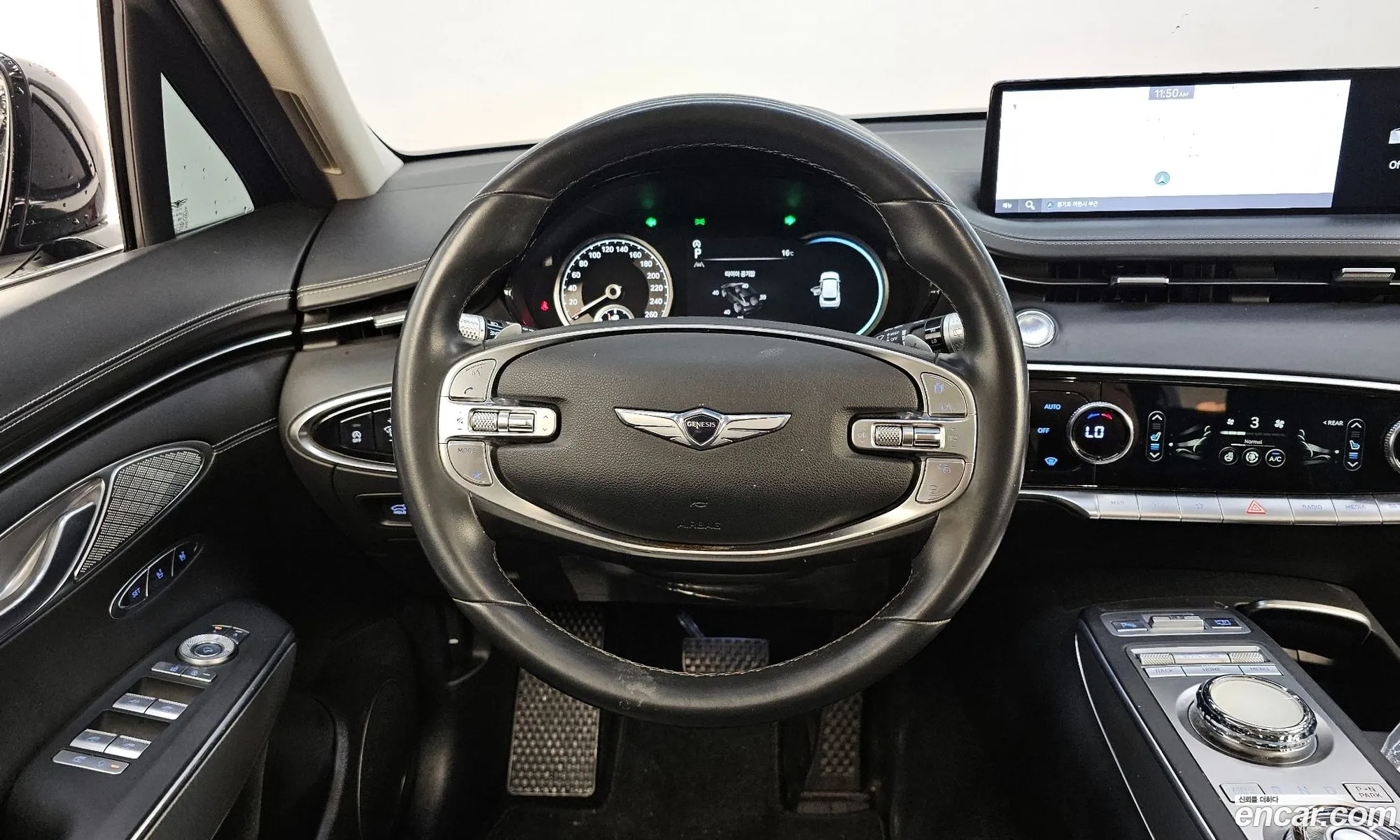 Genesis GV70 2021 — 17