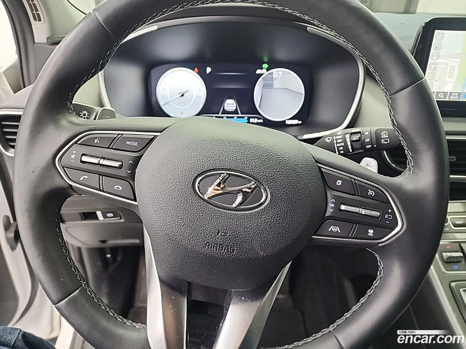 Hyundai Santa Fe 2023 — 11