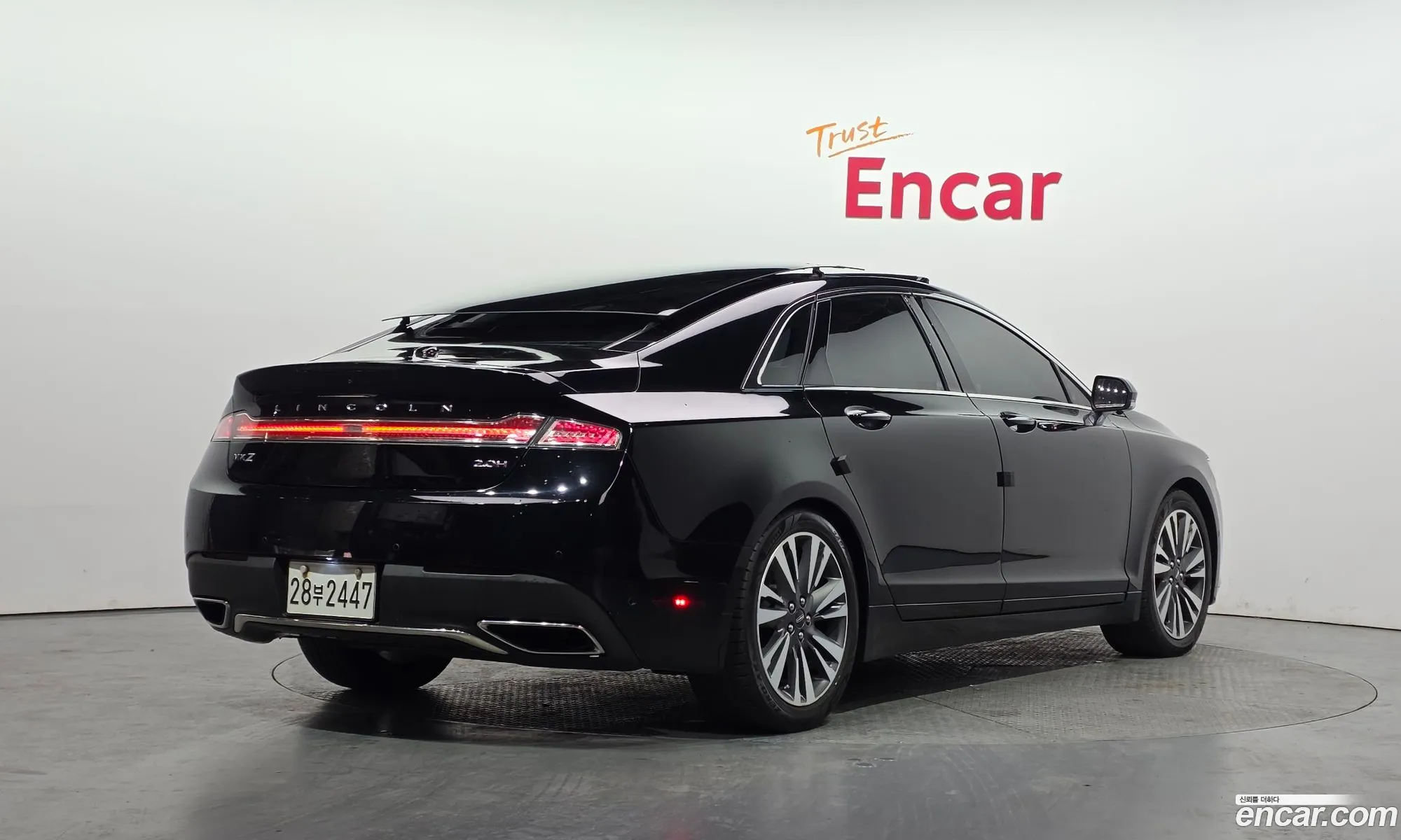 Lincoln MKZ 2017 3LN6L5MU6HR656741 — 23