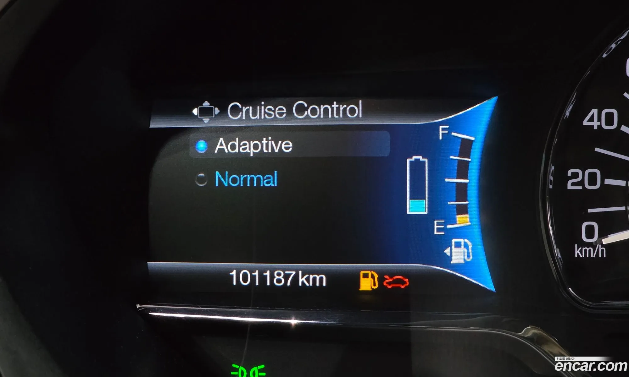 Lincoln MKZ 2017 3LN6L5MU6HR656741 — 5
