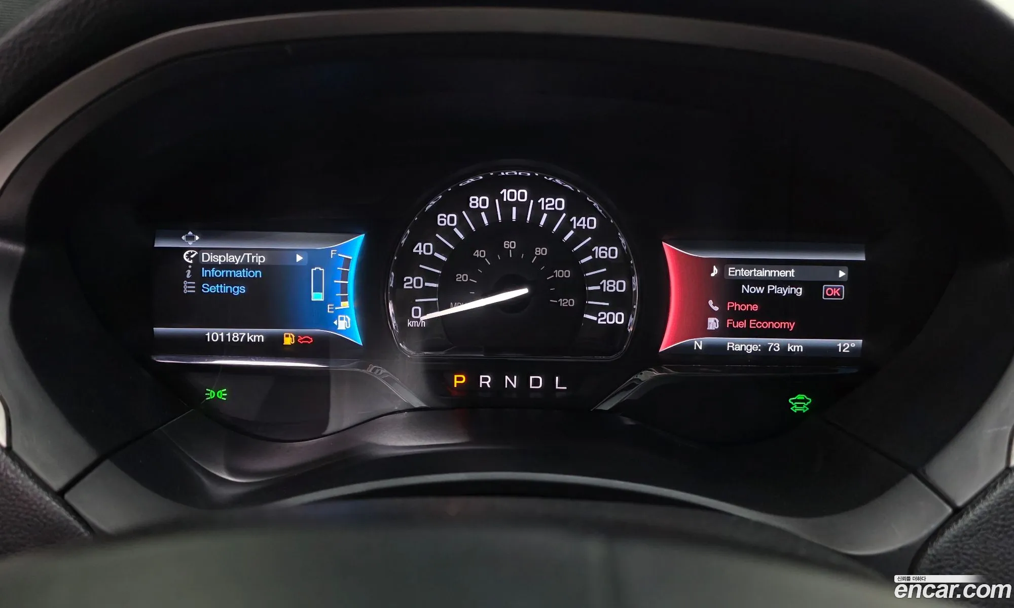 Lincoln MKZ 2017 3LN6L5MU6HR656741 — 10
