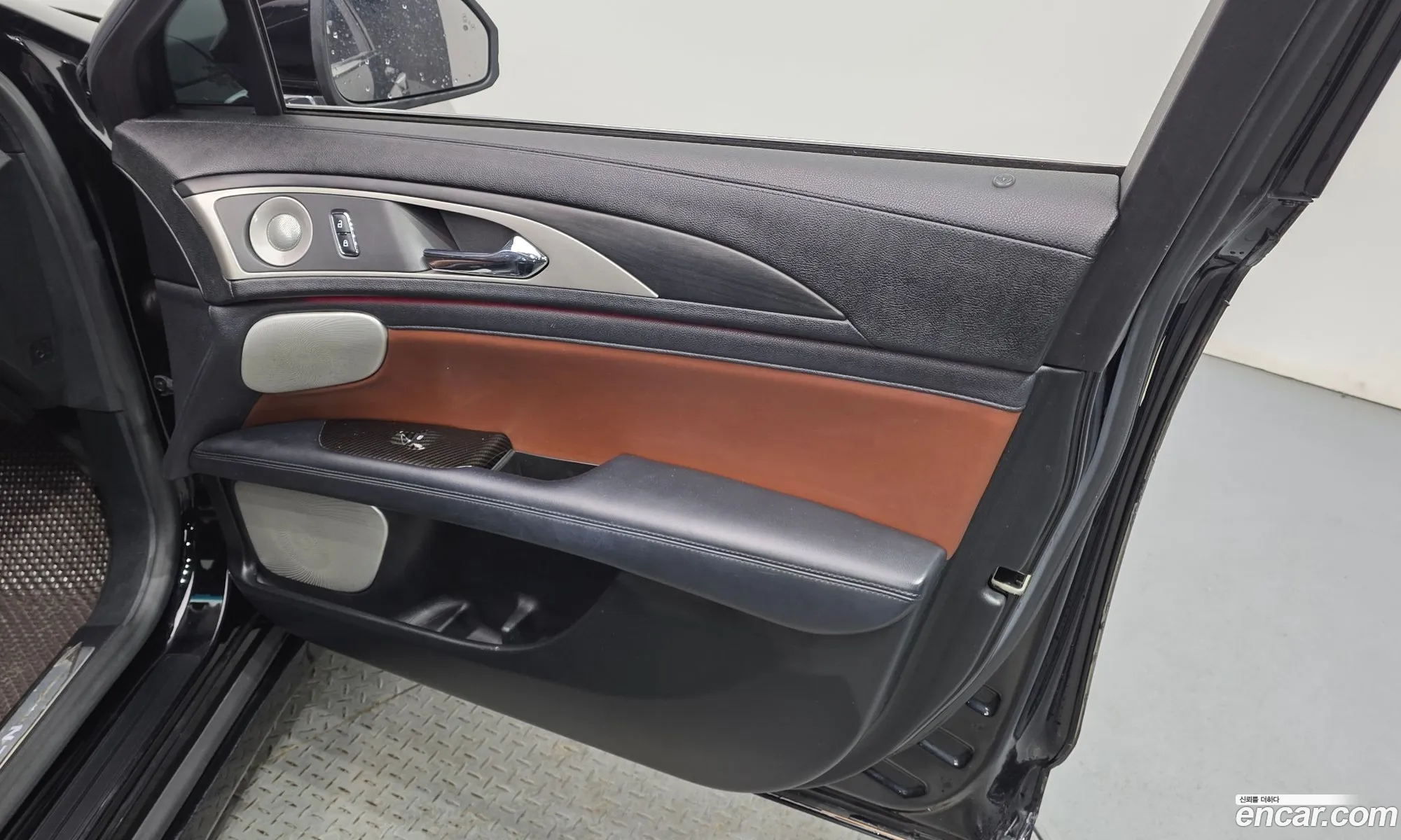 Lincoln MKZ 2017 3LN6L5MU6HR656741 — 20
