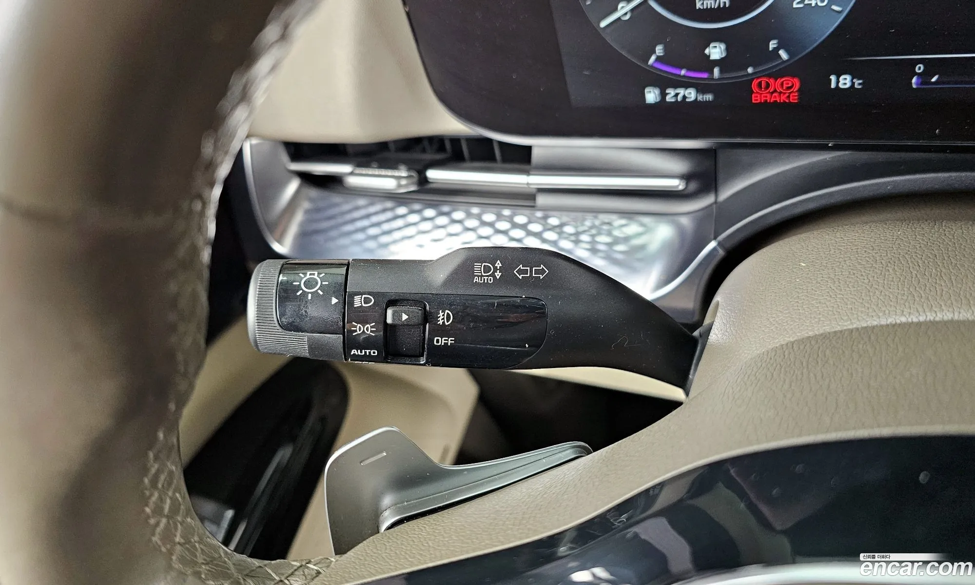 Kia Carnival 2021 — 24