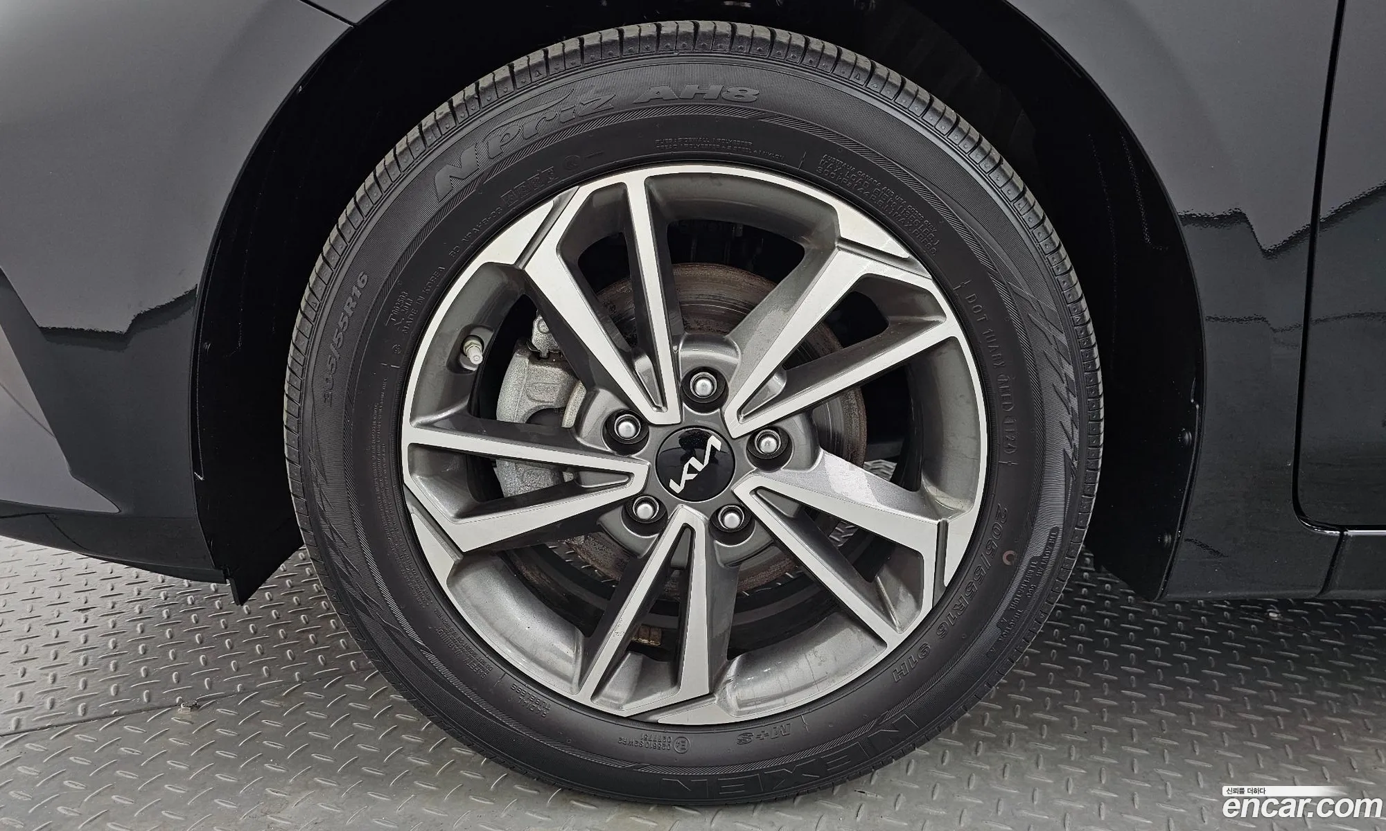 Kia K3 2024 — 21