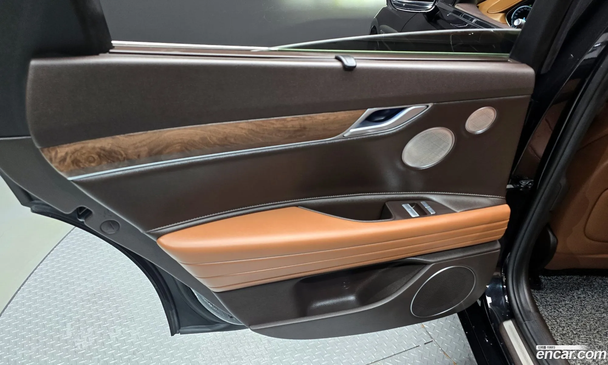 Genesis G80 2022 — 33