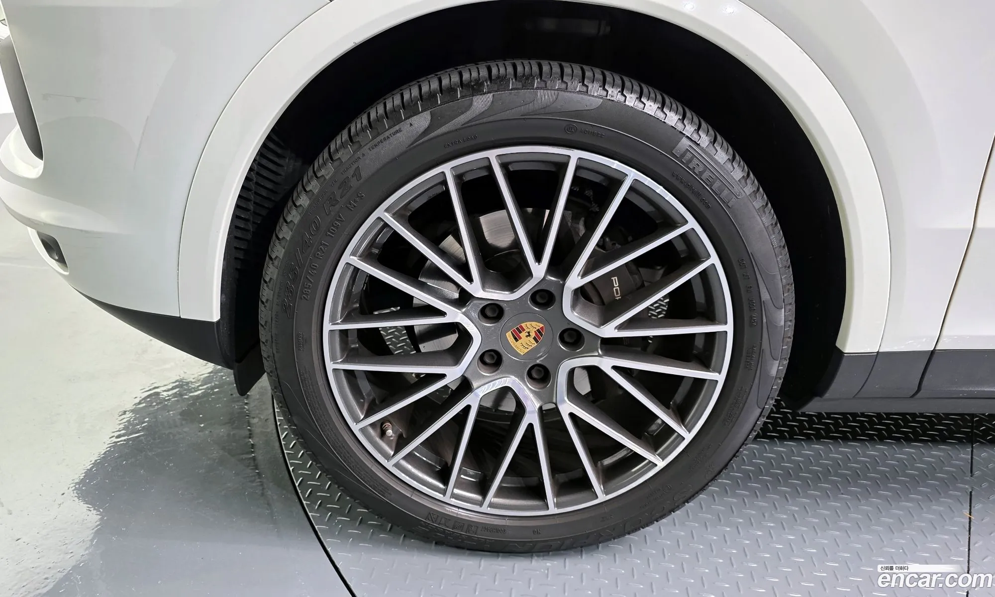 Porsche Cayenne 2020 WP1AA29Y8LDA13550 — 4