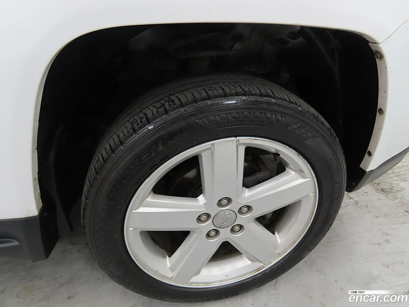 Jeep Compass 2013 — 14