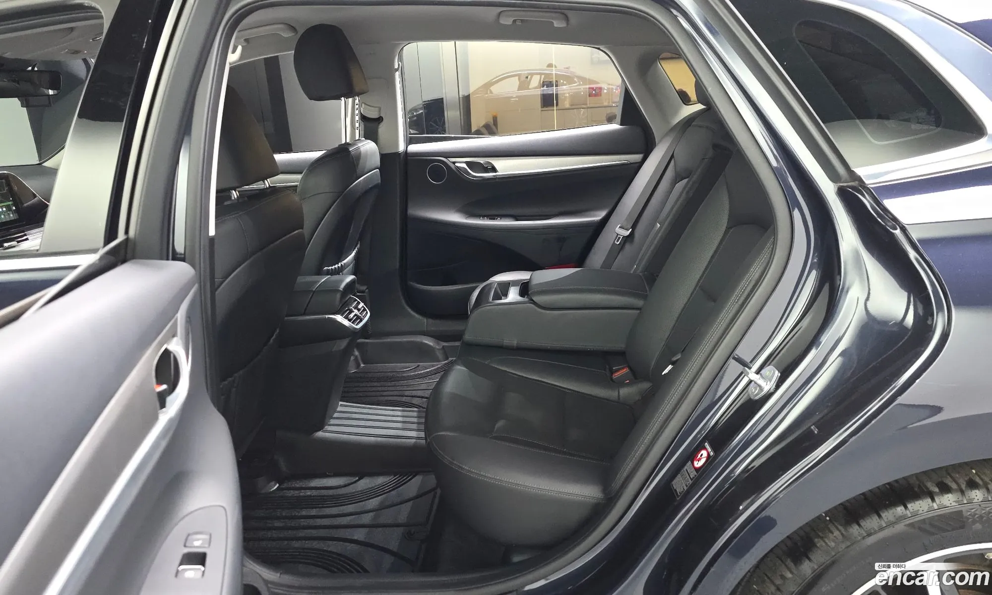 Hyundai Grandeur IG 2022 — 32