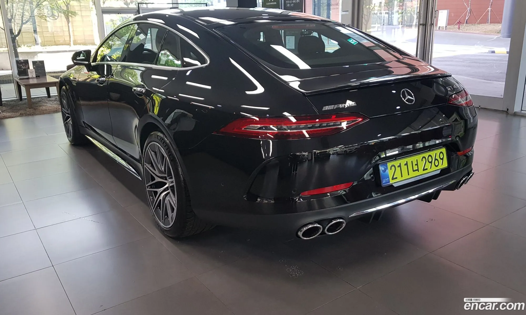 Mercedes-Benz AMG GT 2025 — 5