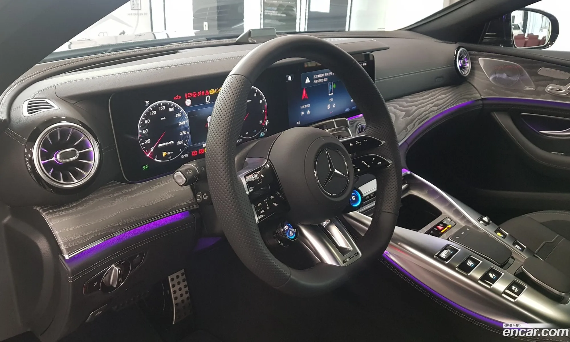 Mercedes-Benz AMG GT 2025 — 4