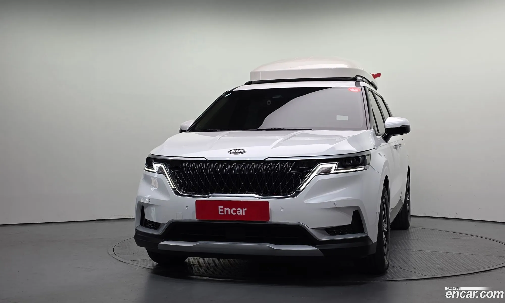 Kia Carnival 2021 — 18
