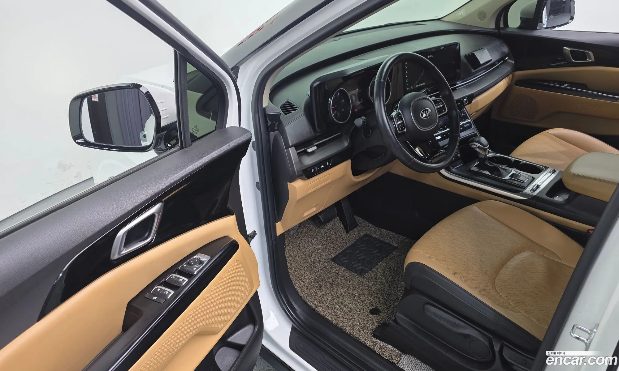 Kia Carnival 2021 — 13