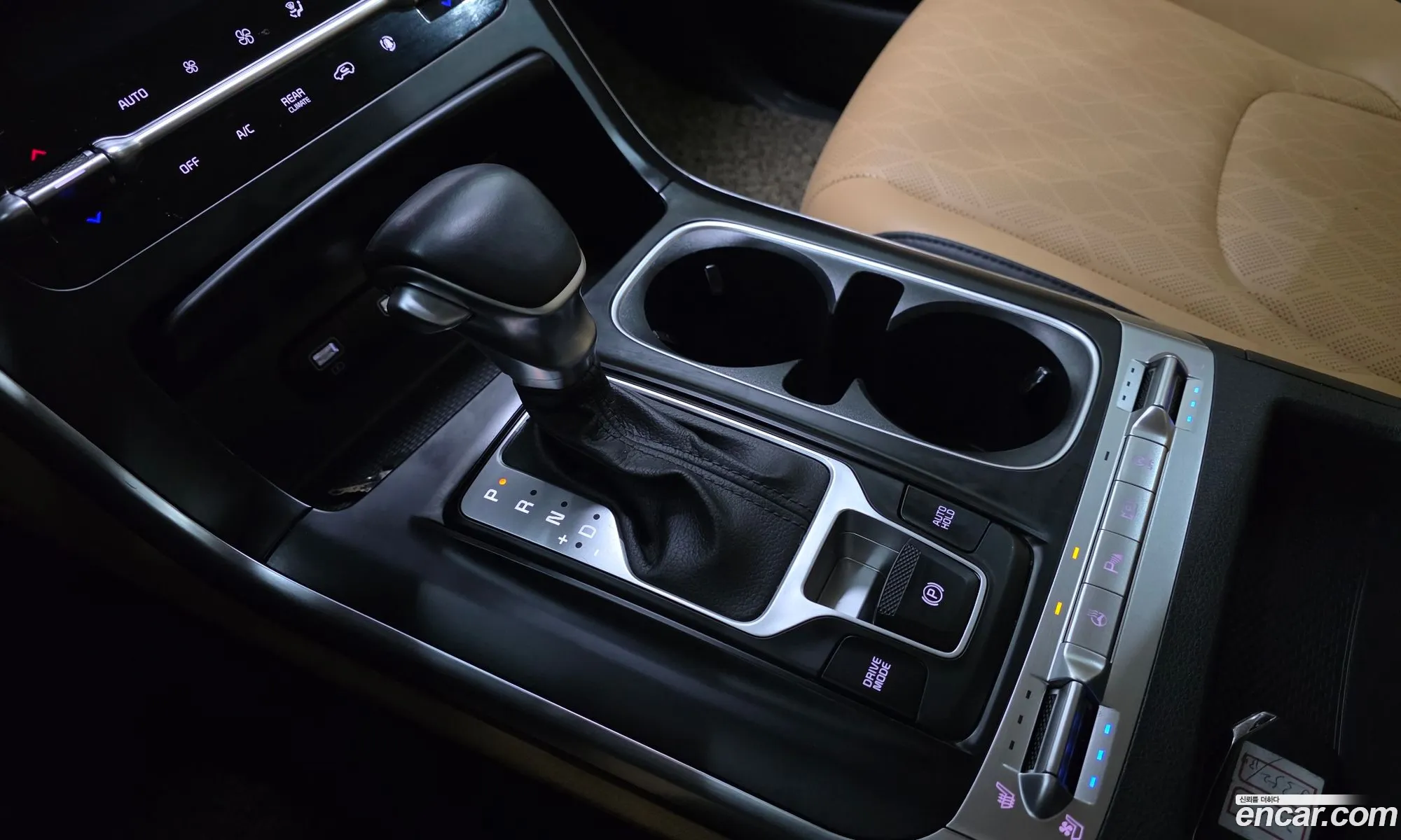 Kia Carnival 2021 — 21