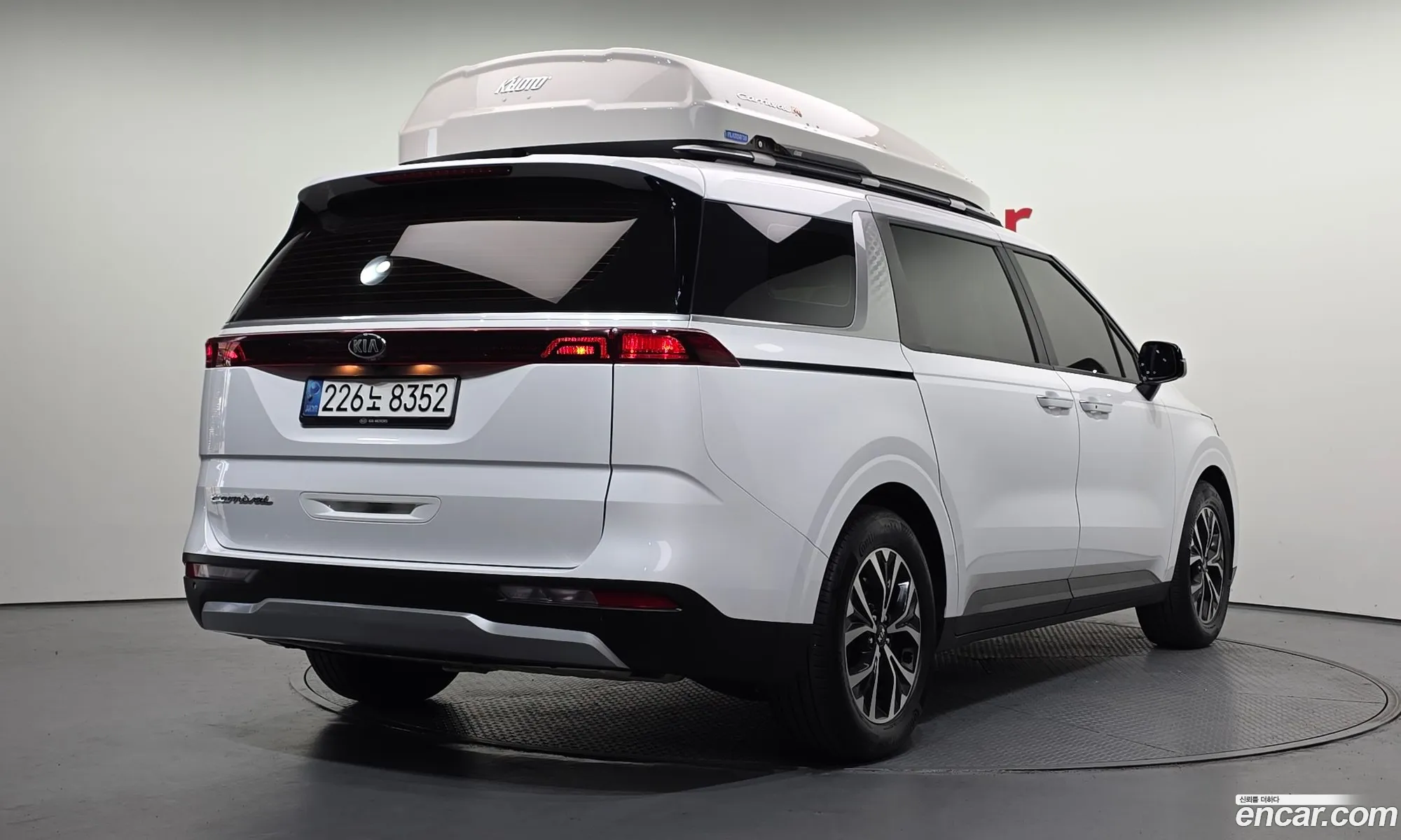 Kia Carnival 2021 — 7