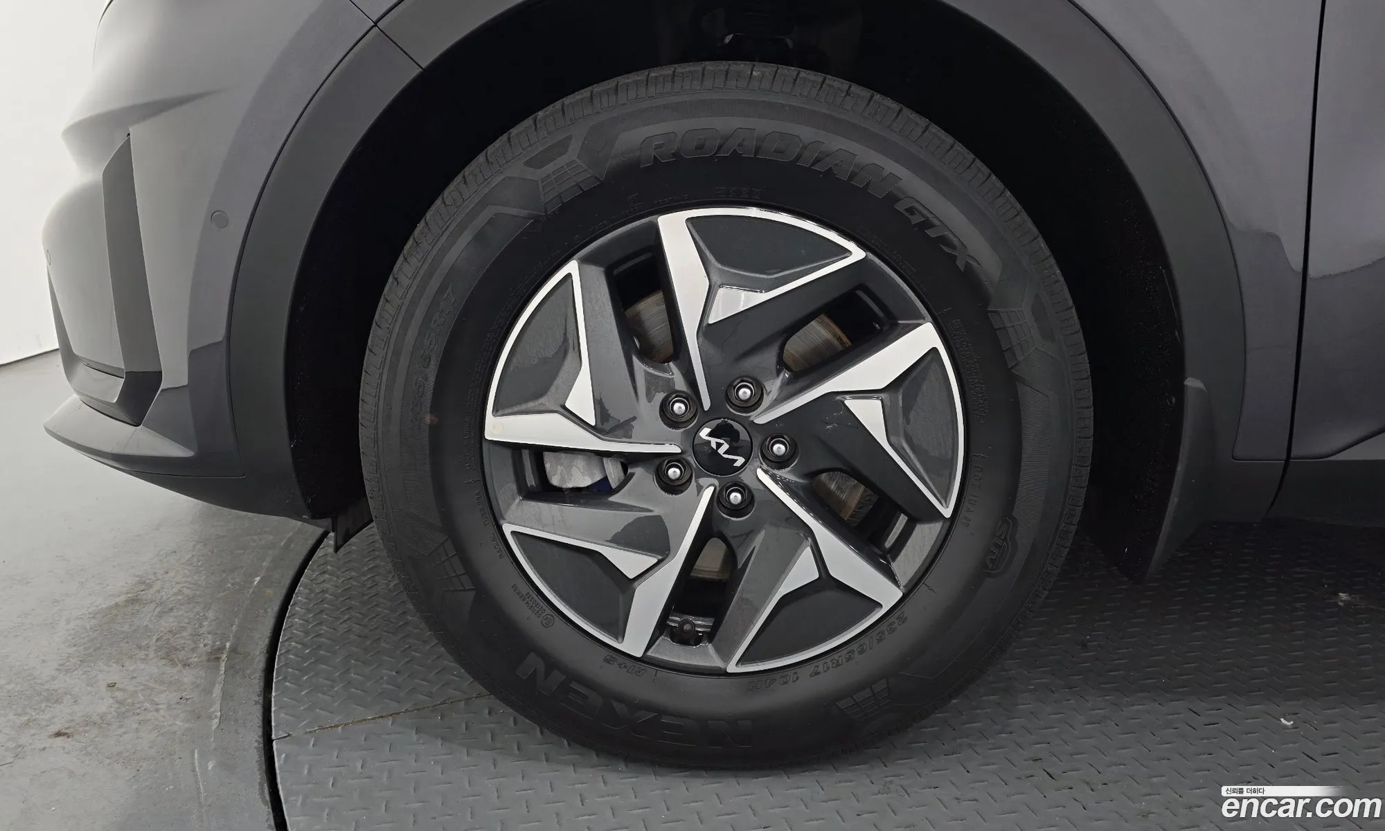 Kia Sorento 2023 — 3
