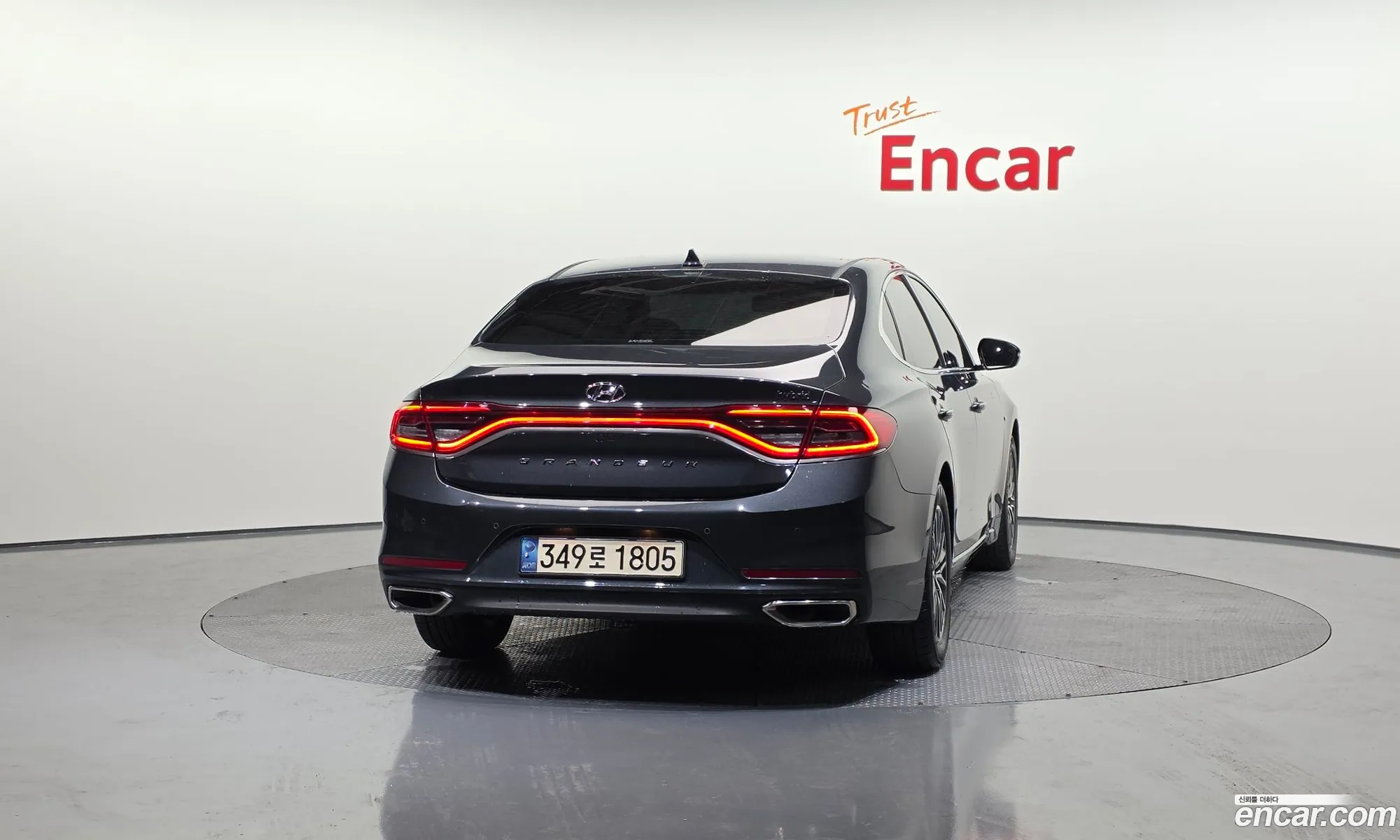Hyundai Grandeur IG Hybrid 2017 — 15