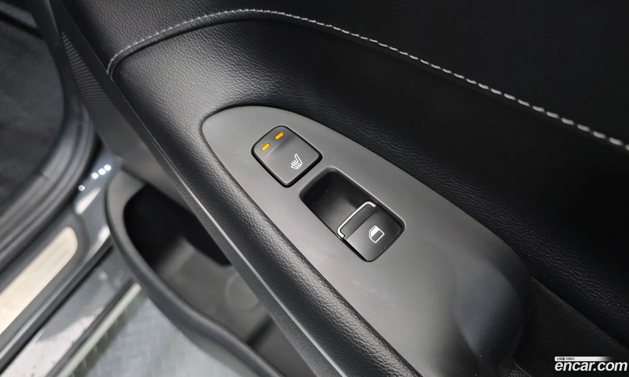 Hyundai Grandeur IG Hybrid 2017 — 28