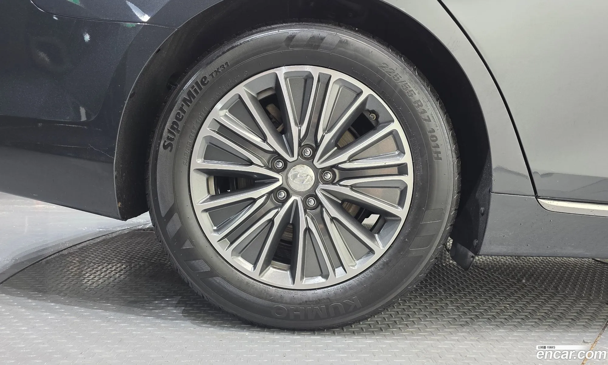 Hyundai Grandeur IG Hybrid 2017 — 30