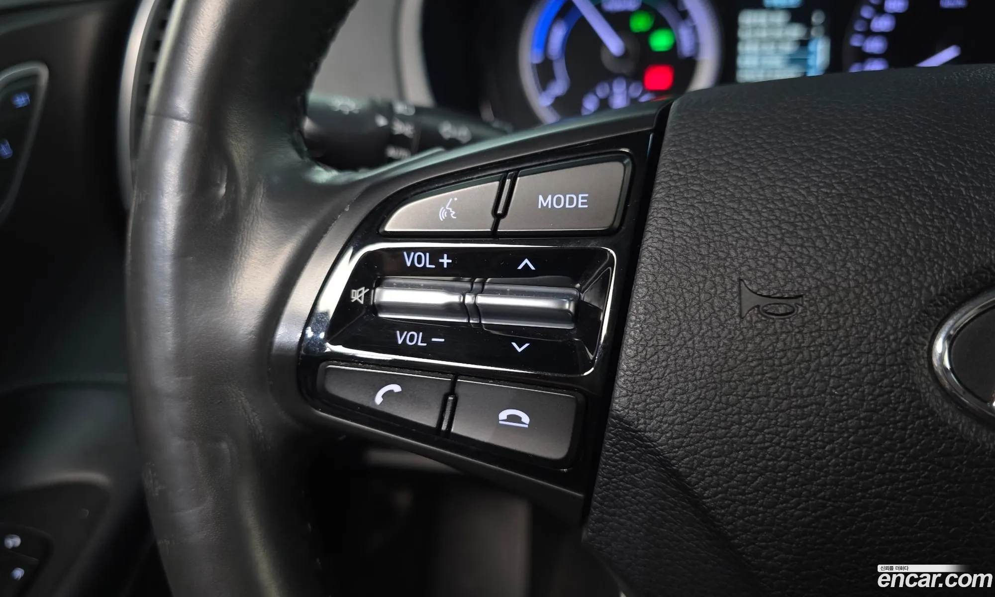 Hyundai Grandeur IG Hybrid 2017 — 31
