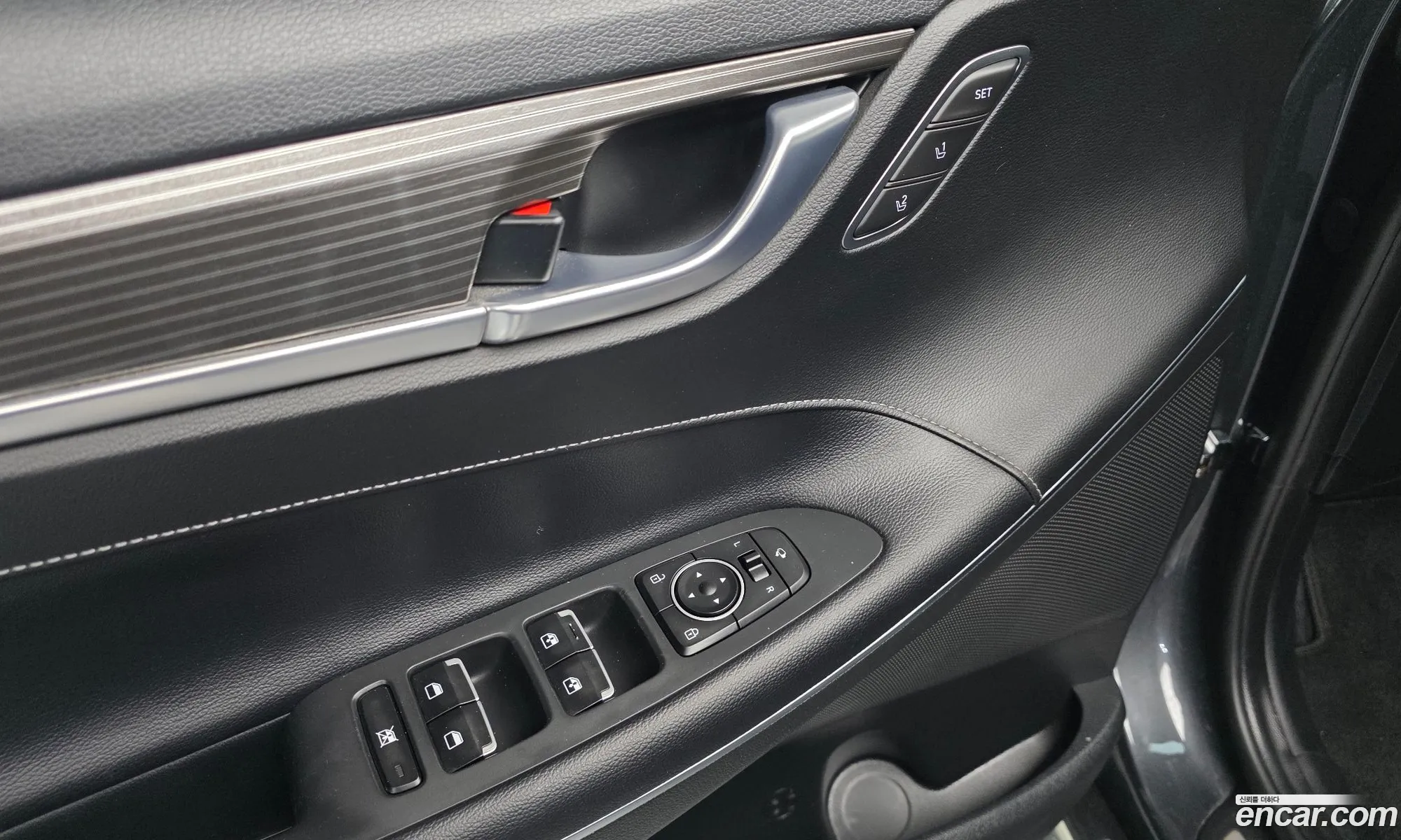 Hyundai Grandeur IG Hybrid 2017 — 36
