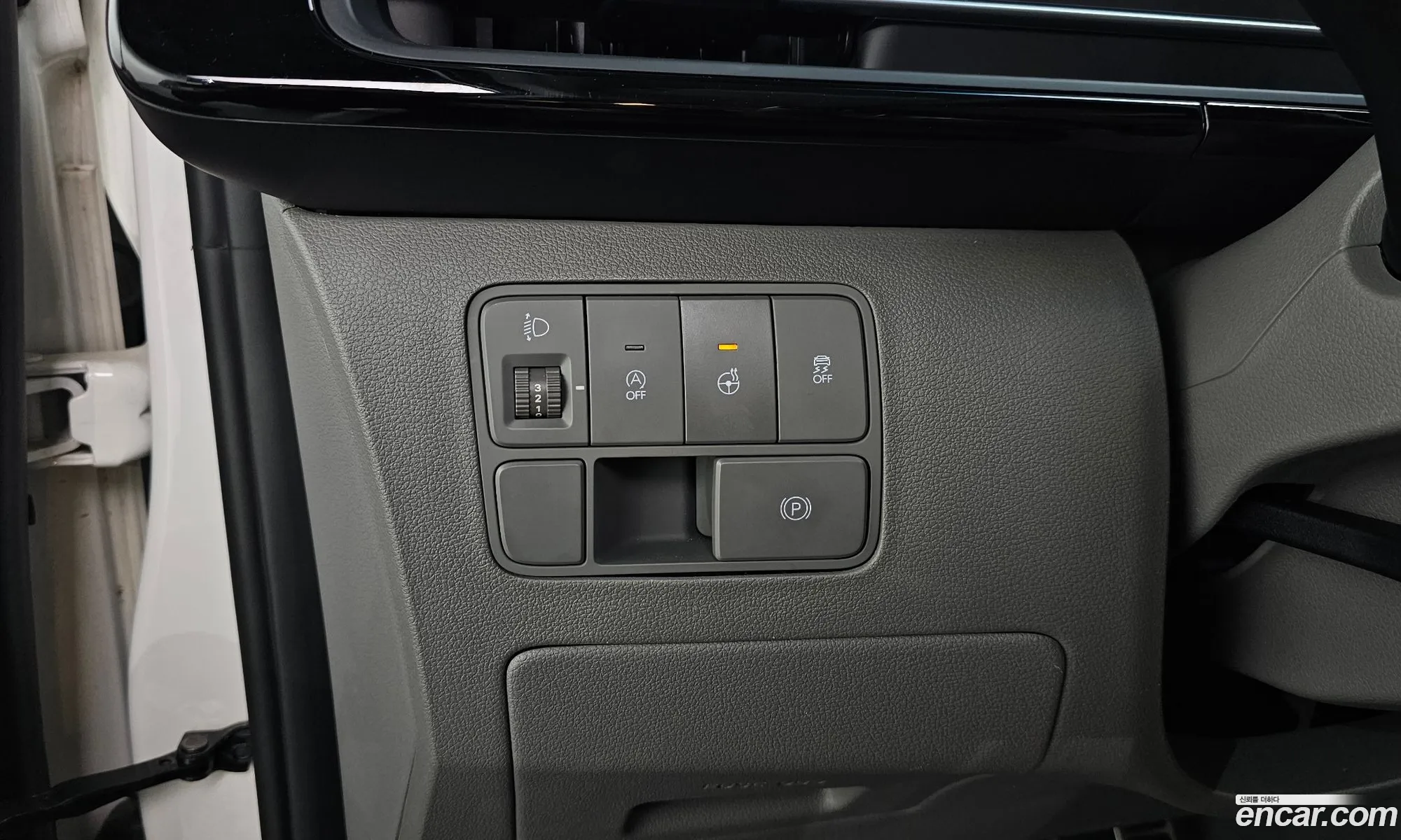 Hyundai Staria 2024 — 27