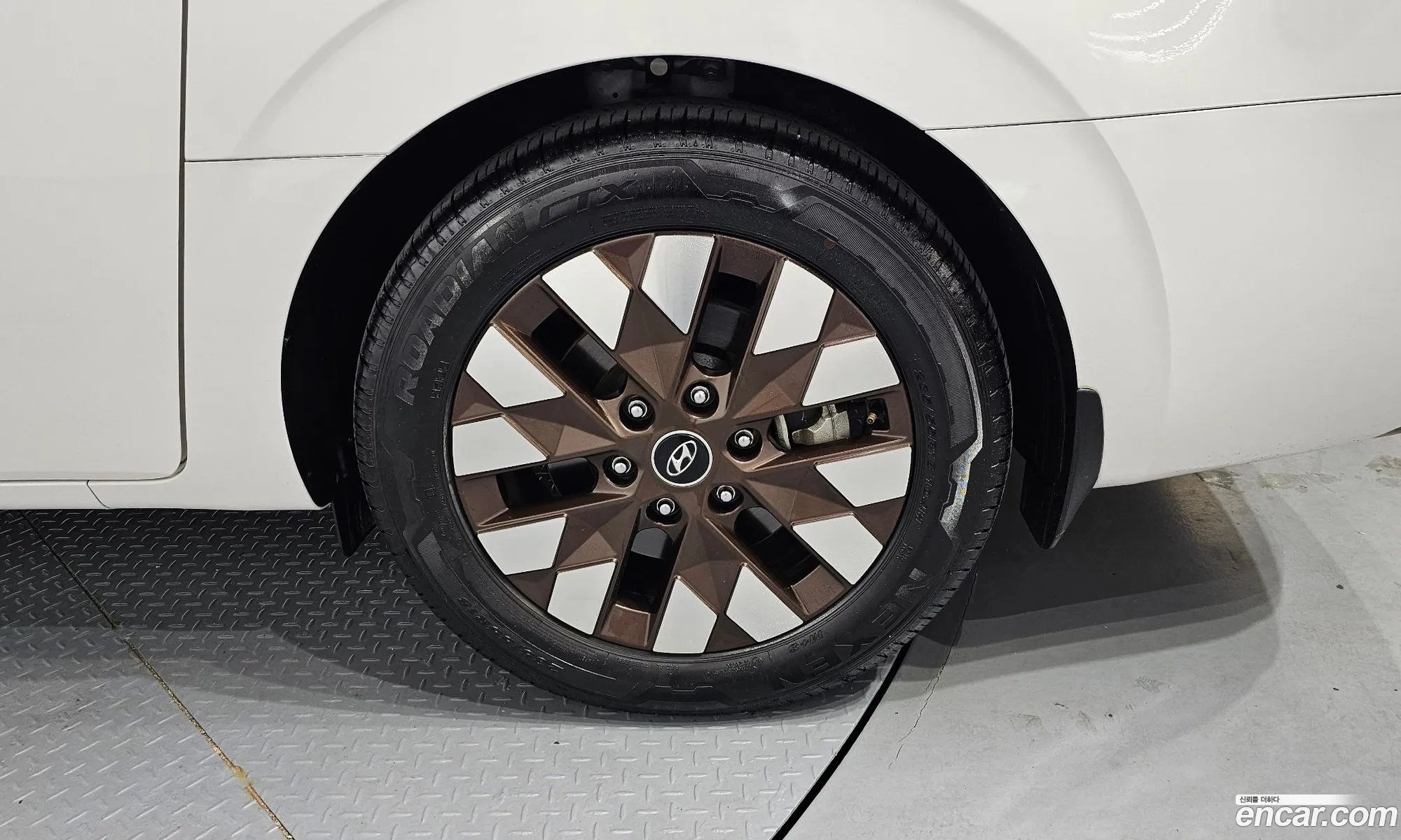 Hyundai Staria 2024 — 10