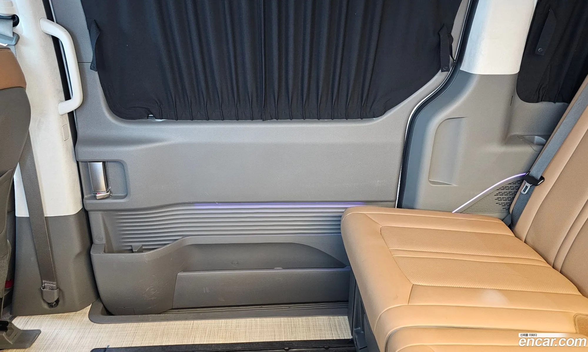 Hyundai Staria 2024 — 30