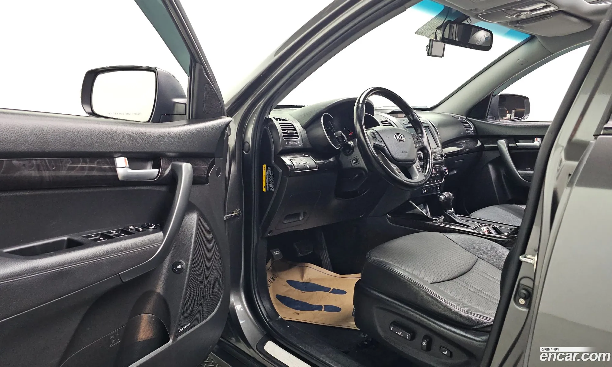 Kia Sorento R 2012 — 6
