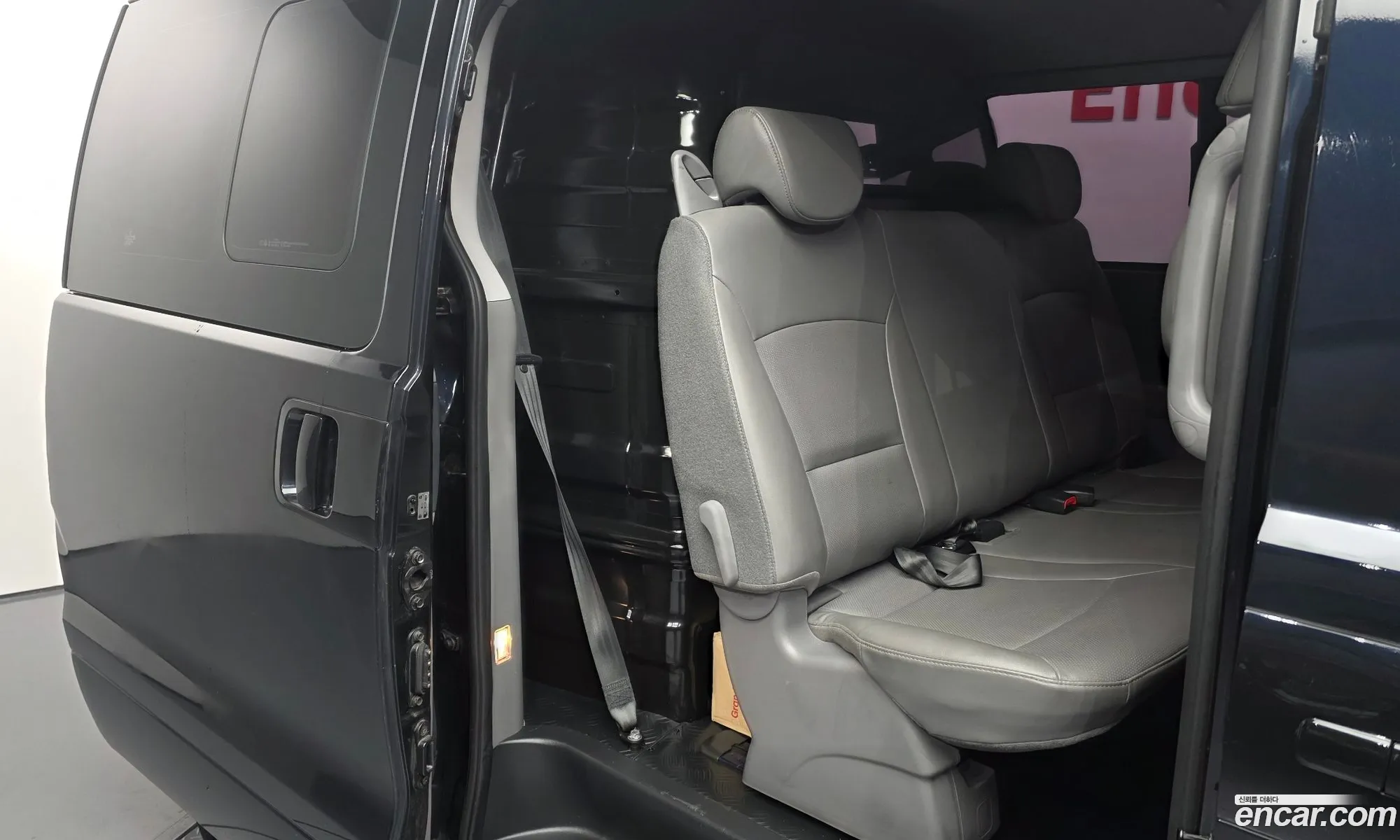 Hyundai Grand Starex 2021 — 13