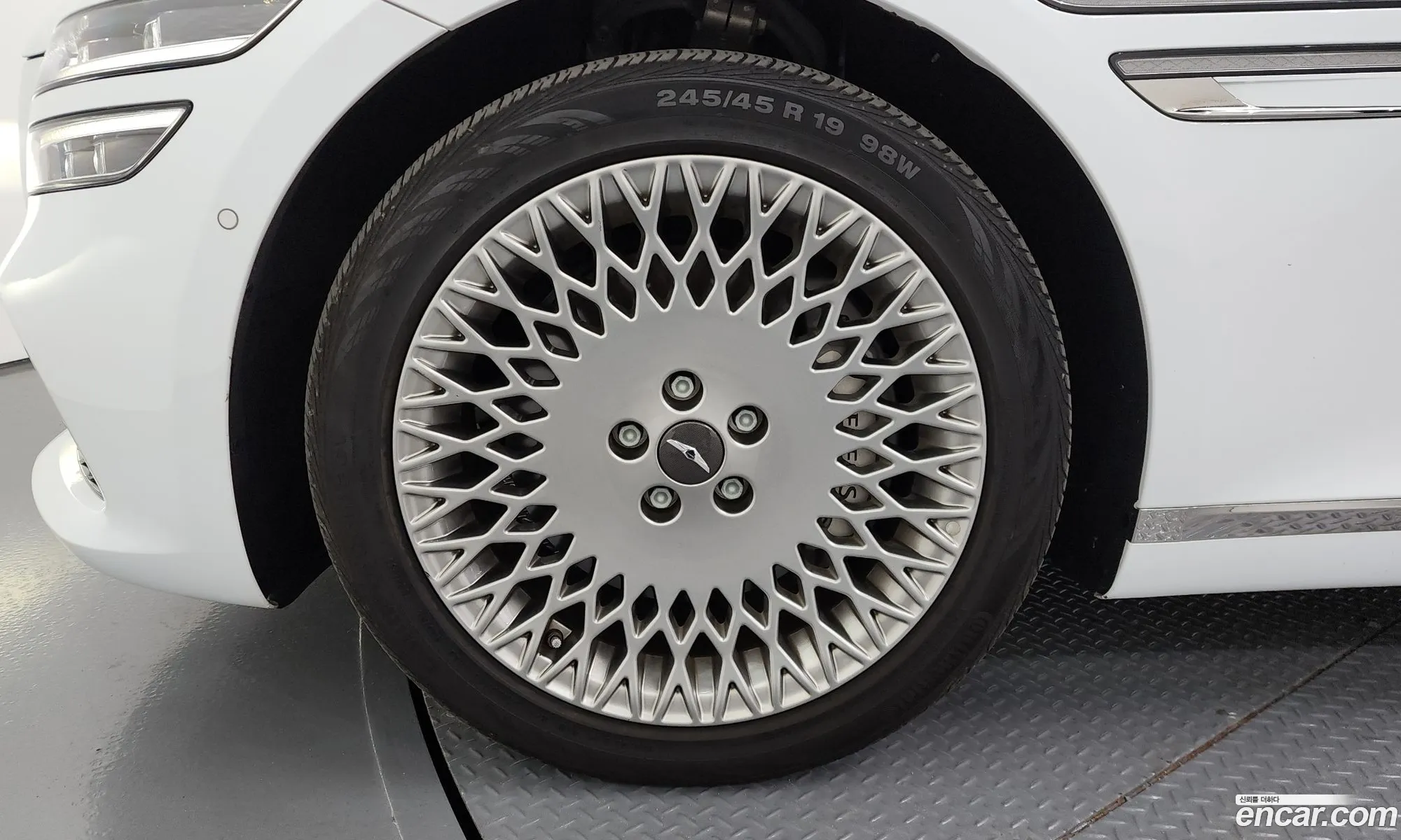 Genesis G80 2023 — 15