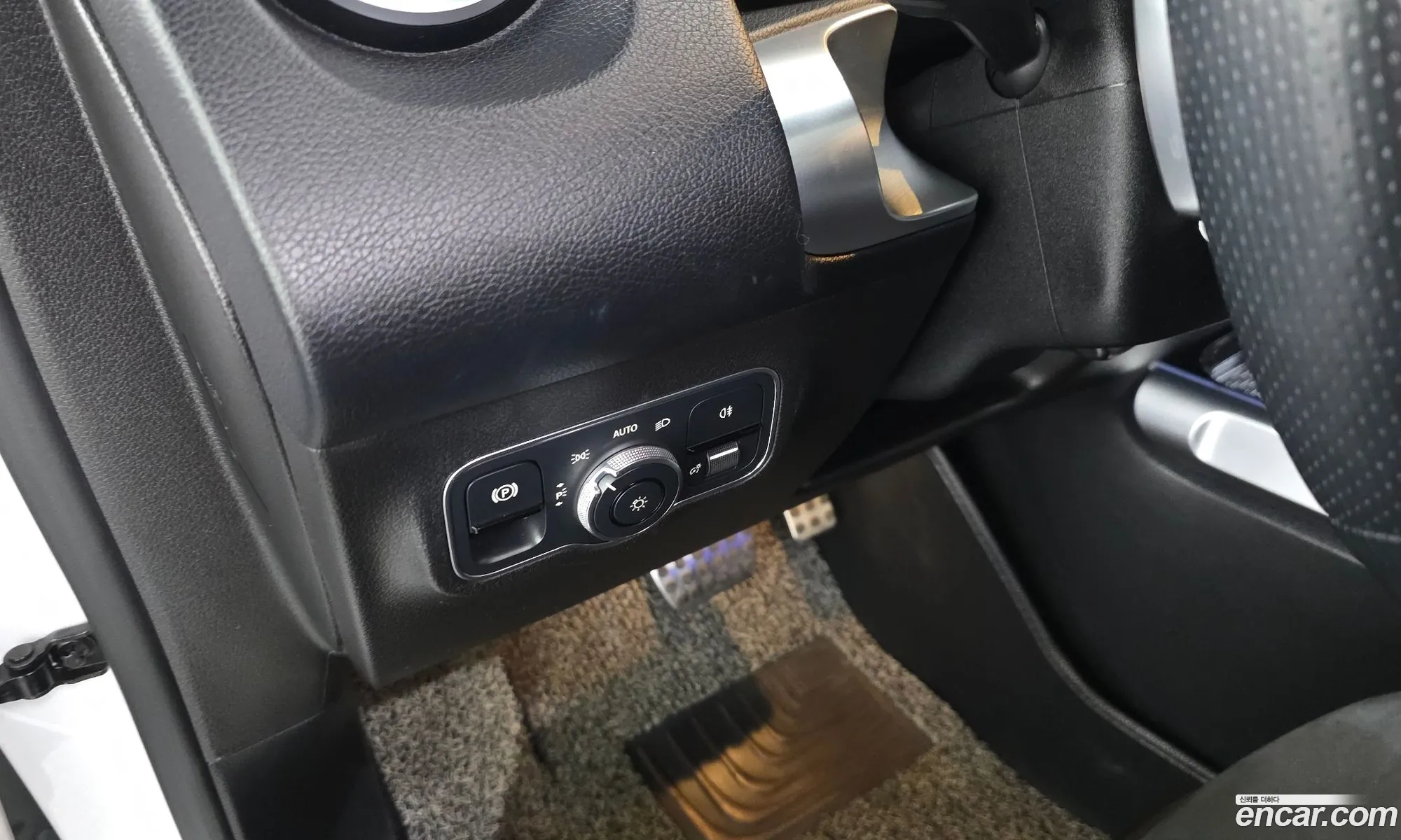 Mercedes-Benz GLB-Class X247 2021 — 26