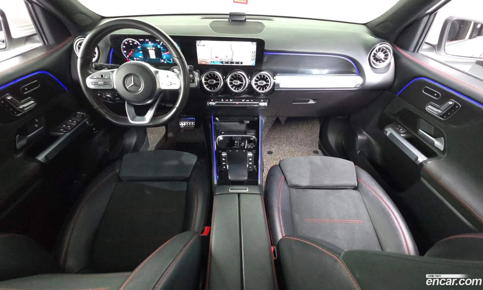 Mercedes-Benz GLB-Class X247 2021 — 14