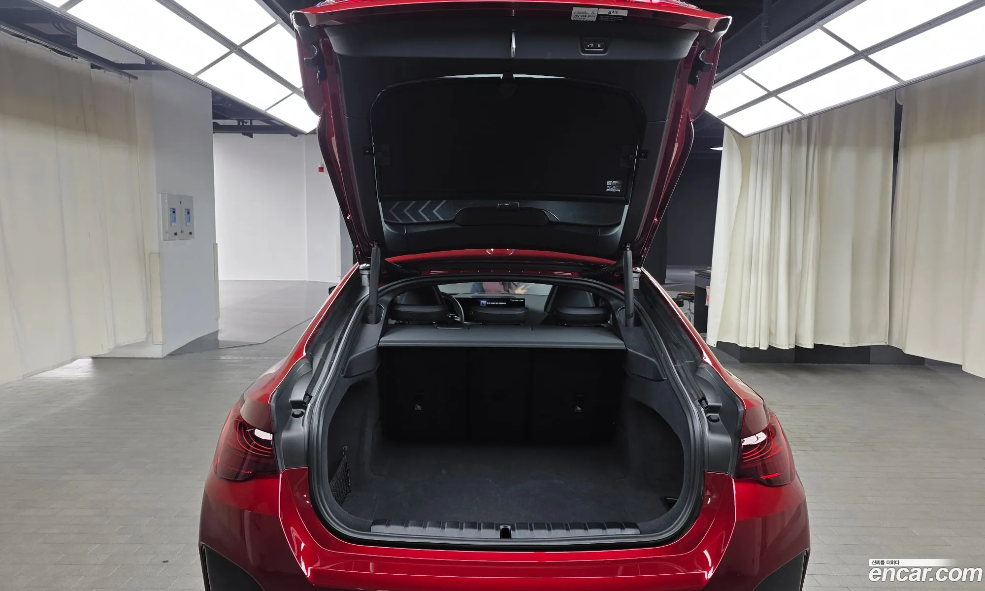 BMW i4 2025 WBY31HD08SFT90900 — 10