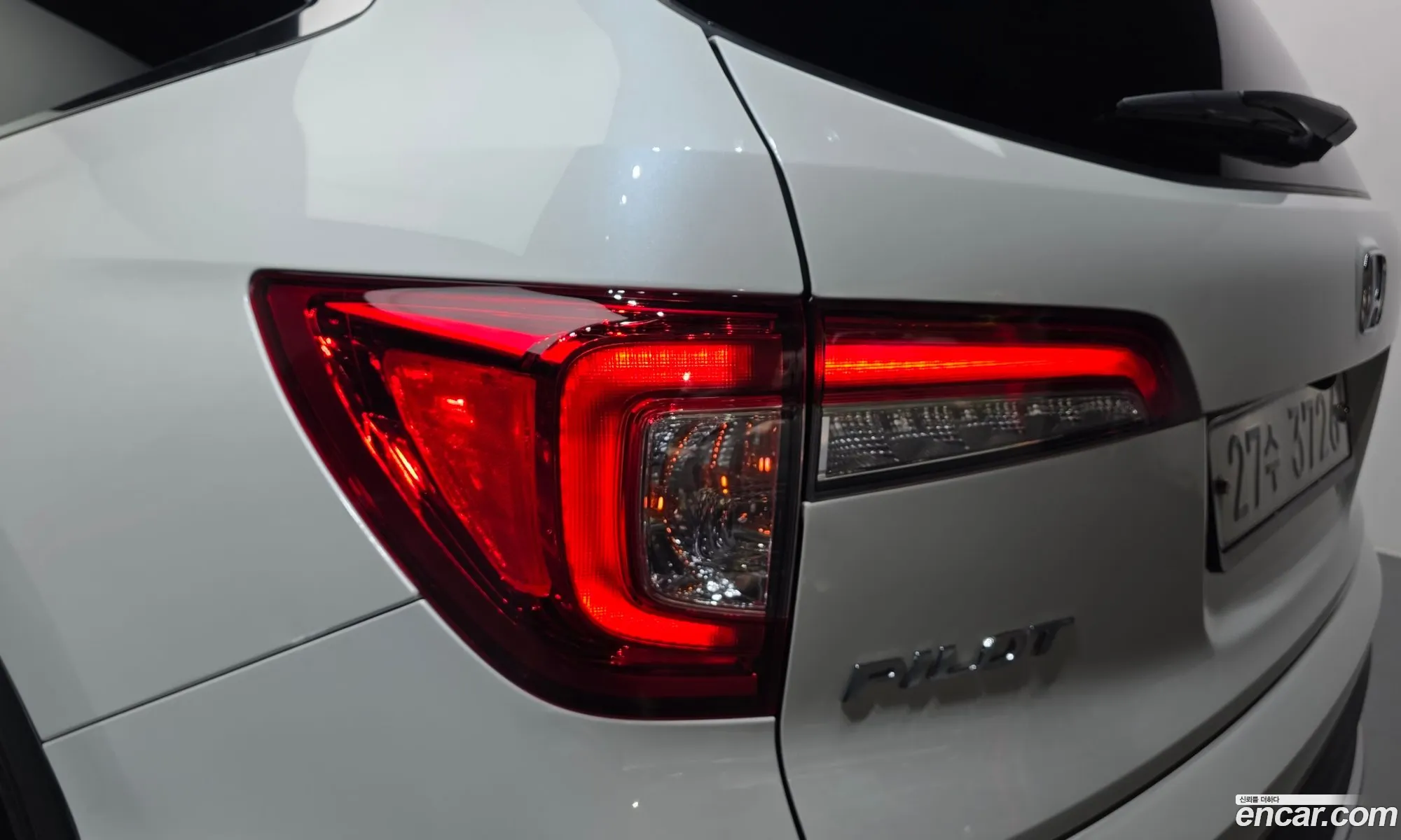 Honda Pilot 2019 5FNYF6800KB200310 — 34