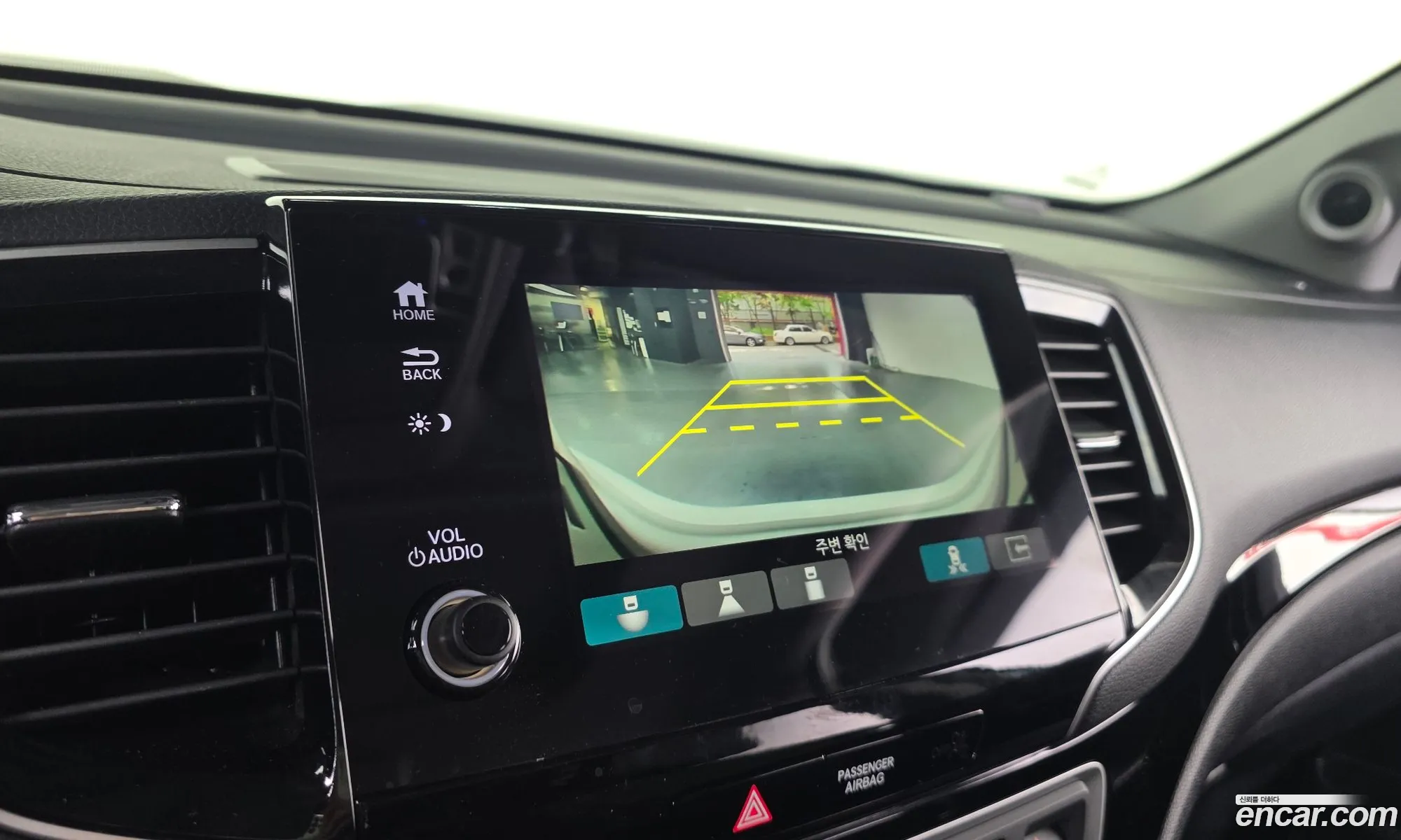 Honda Pilot 2019 5FNYF6800KB200310 — 11
