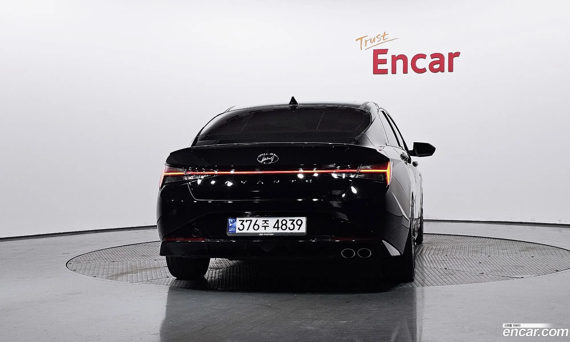 Hyundai Elantra 2021 — 28