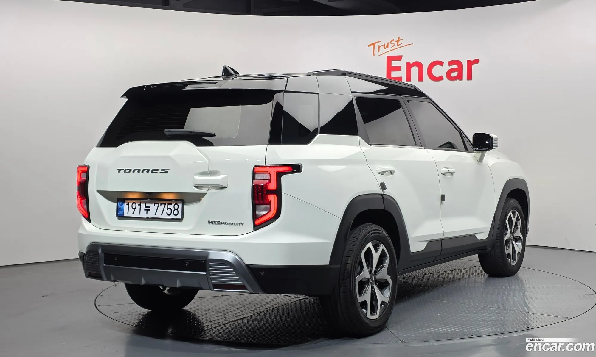 KG Mobility (SsangYong) Torres 2023 — 10