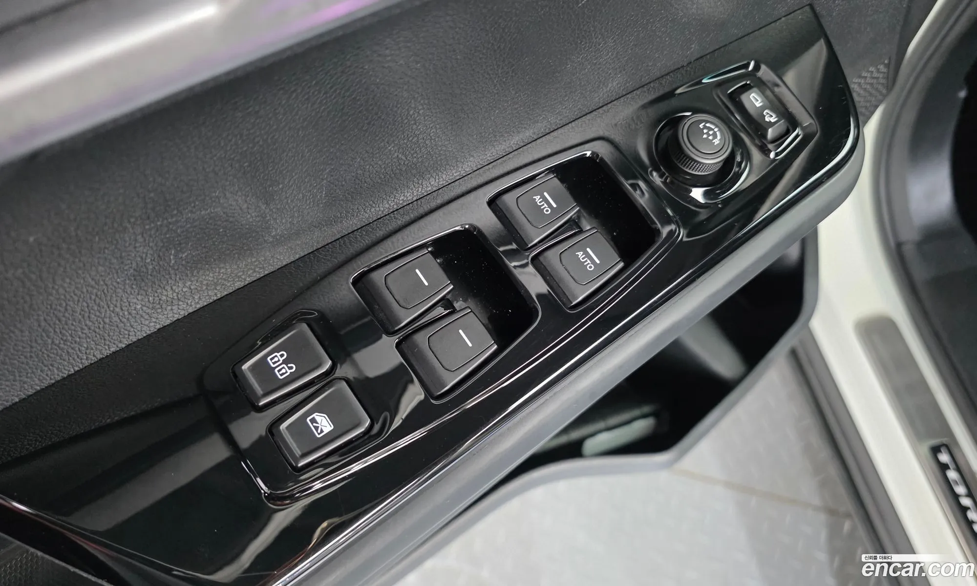 KG Mobility (SsangYong) Torres 2023 — 14