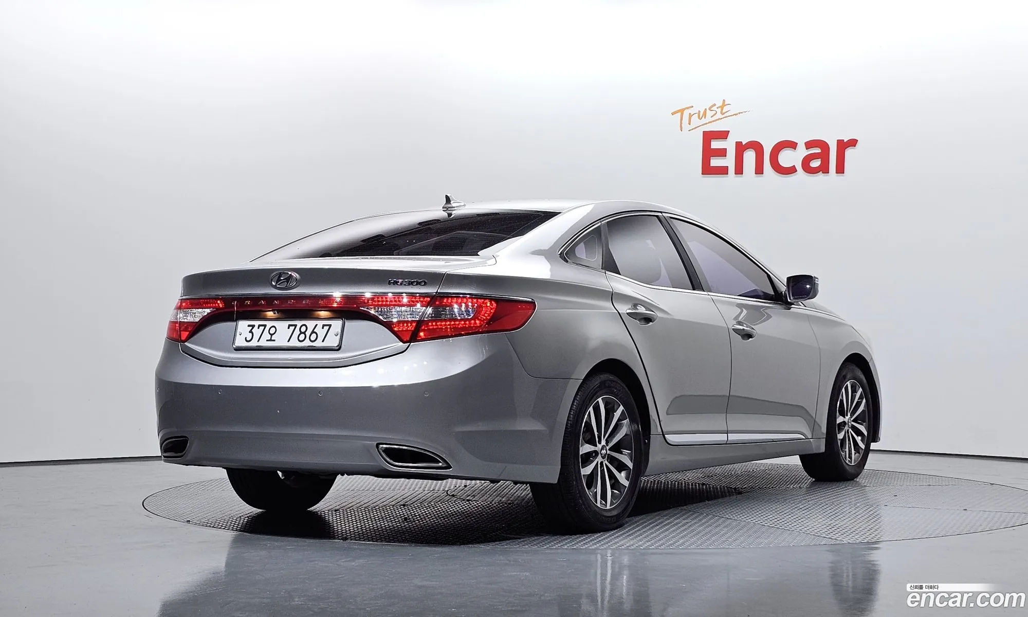 Hyundai Grandeur HG 2011 — 16