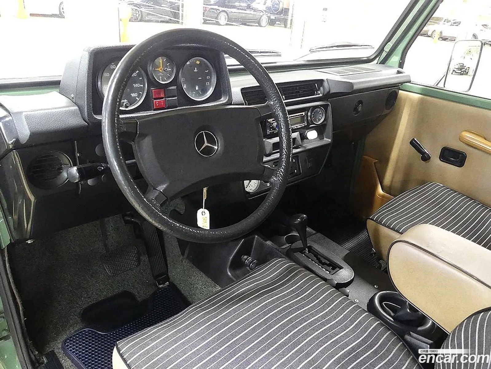 Mercedes-Benz G-Class W460 1982 — 13