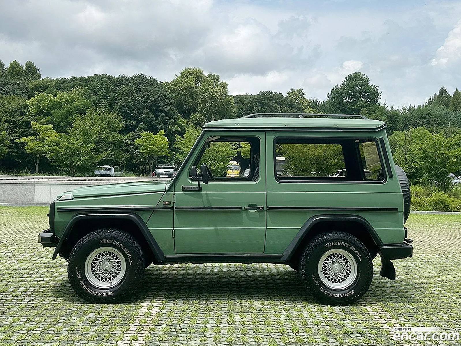 Mercedes-Benz G-Class W460 1982 — 15