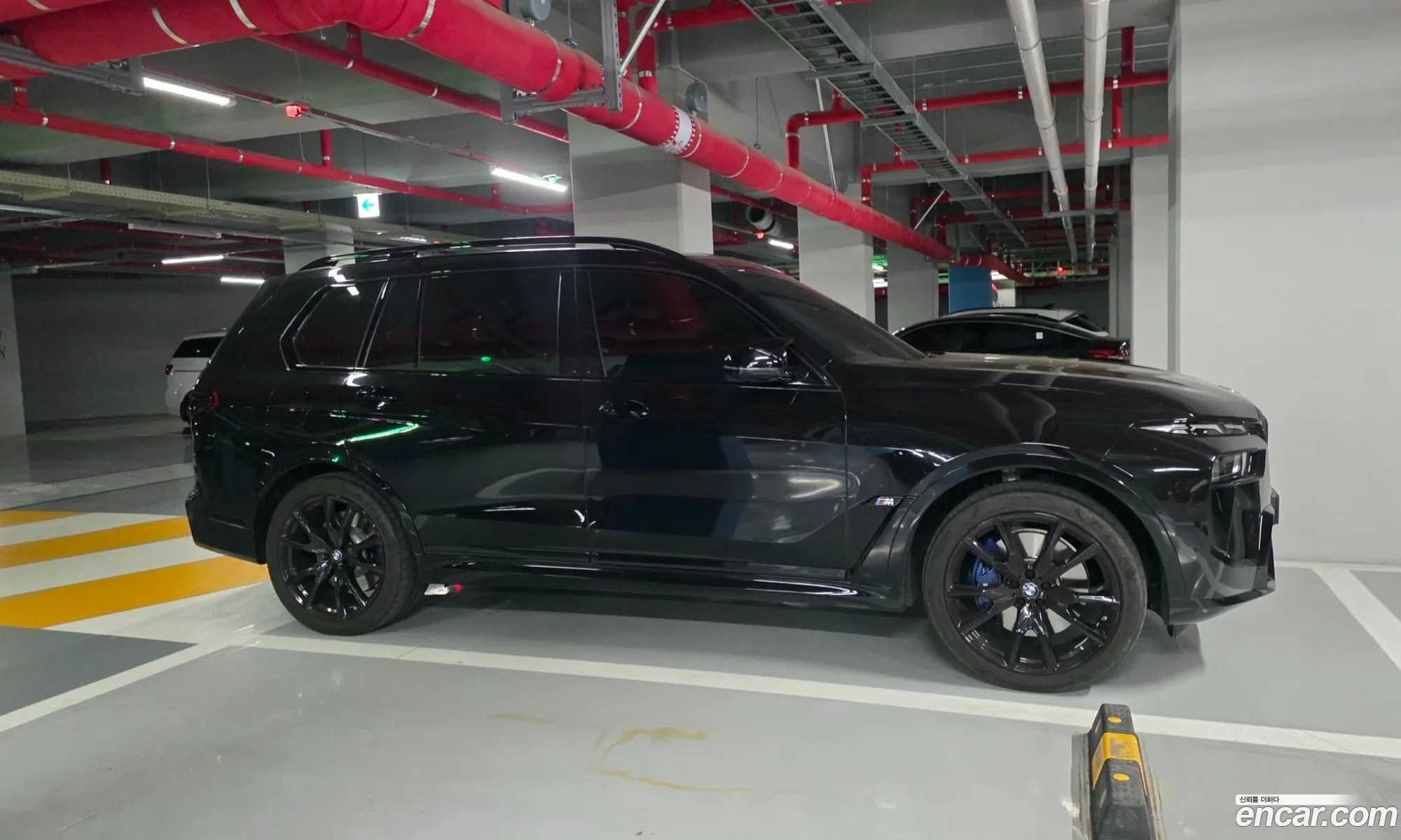 BMW X7 2024 — 12