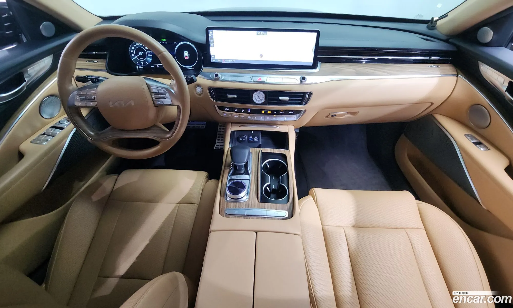 Kia K9 2024 — 14