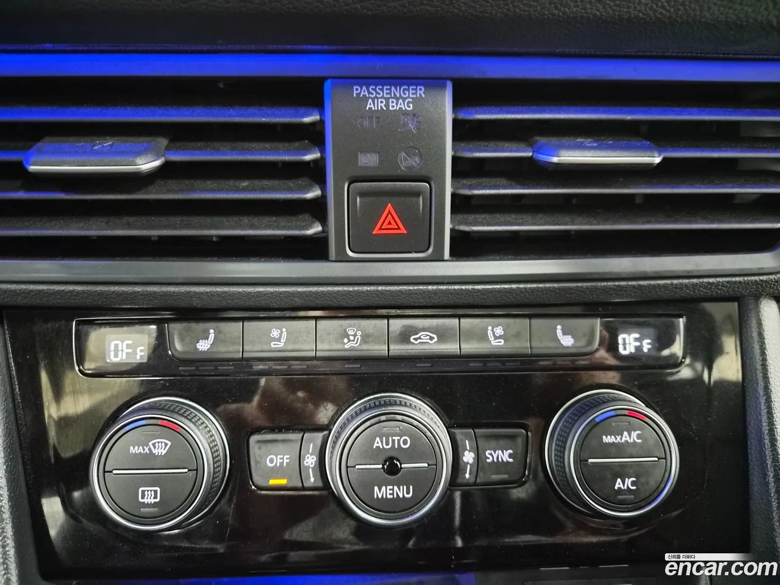 Volkswagen Jetta 7th Gen 2024 — 8