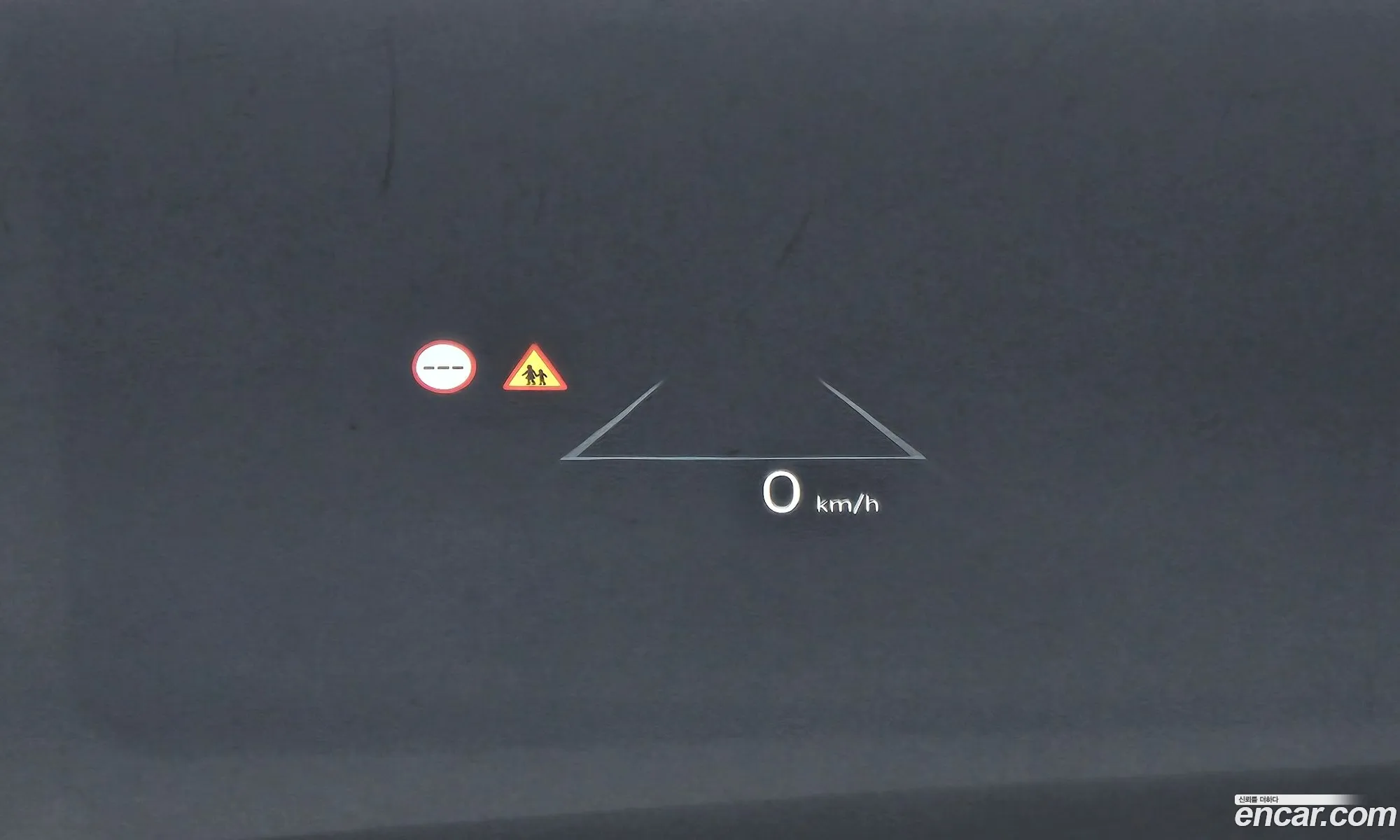 Hyundai Sonata the Edge Hybrid 2024 — 4